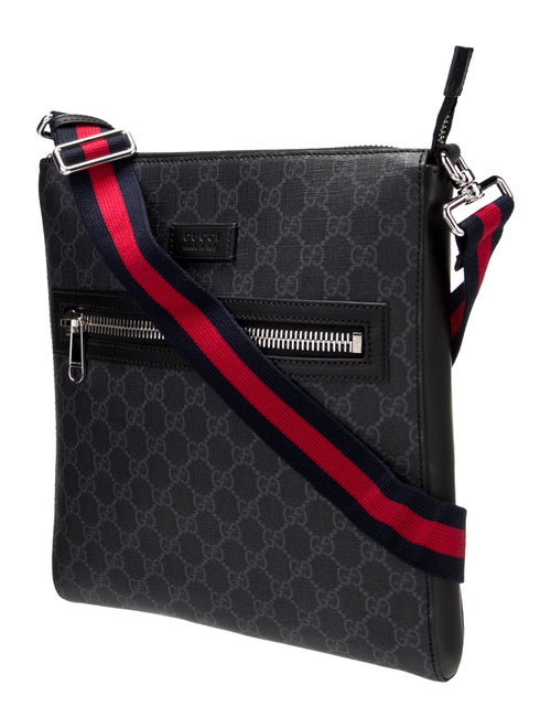 Gucci GG Supreme Messenger Bag
