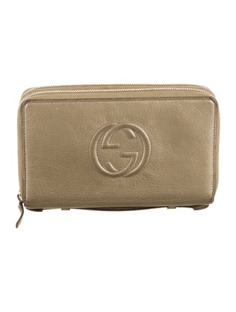 Gucci Interlocking G Logo Leather Wallet