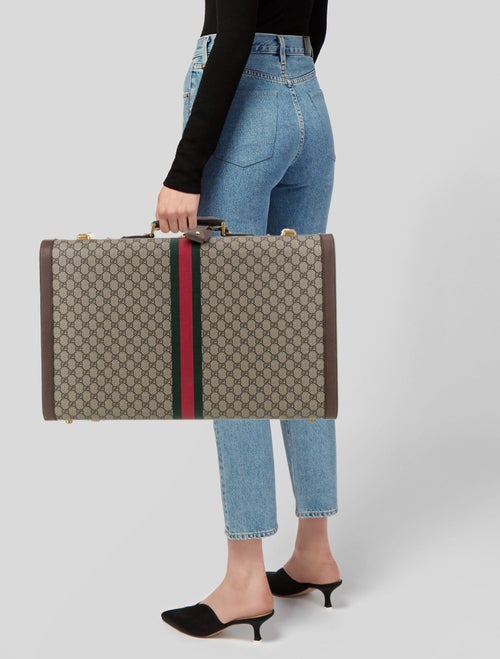 Gucci GG Supreme Savoy Trunkcase Large