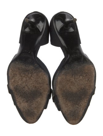 Gucci GG Canvas Canvas D'Orsay Pumps