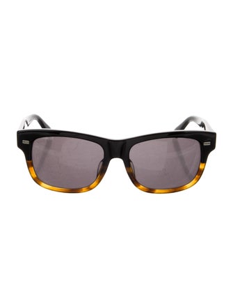 Gucci Wayfarer Tinted Sunglasses