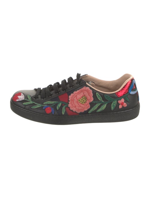 Gucci Capri Accent Leather Sneakers