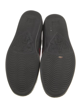 Gucci Capri Accent Leather Sneakers