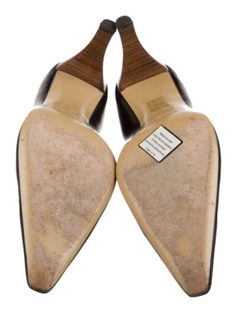 Gucci Leather Pumps