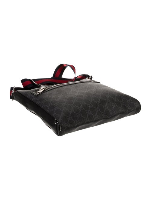 Gucci GG Supreme Messenger Bag