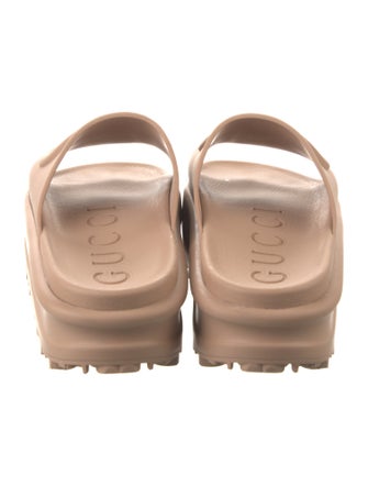 Gucci Interlocking G Logo Rubber Slides