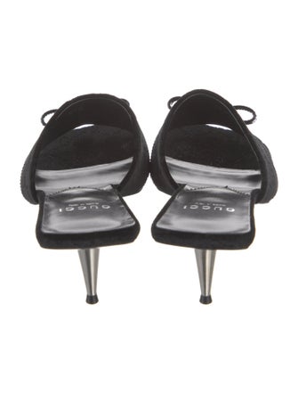 Gucci Velvet Bow Accents Slides