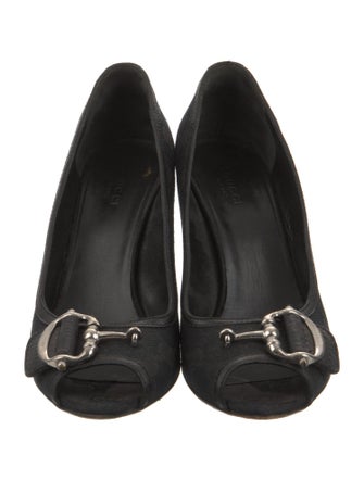 Gucci GG Canvas Canvas Pumps