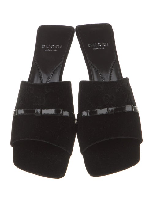 Gucci Velvet Bow Accents Slides