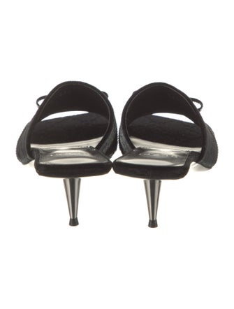 Gucci Velvet Bow Accents Slides