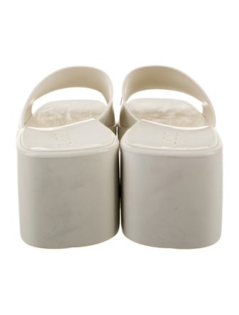 Gucci Rubber Slides