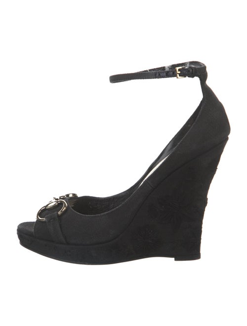 Gucci GG Canvas Canvas Pumps