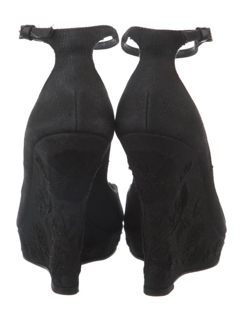 Gucci GG Canvas Canvas Pumps