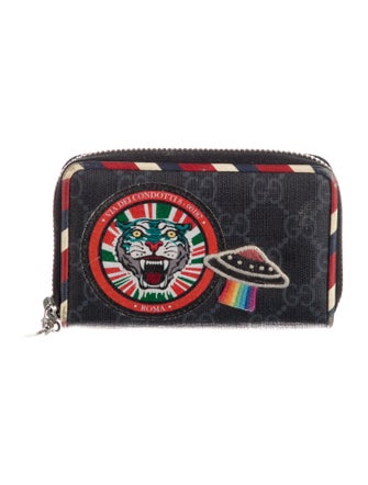 Gucci GG Supreme Wallet