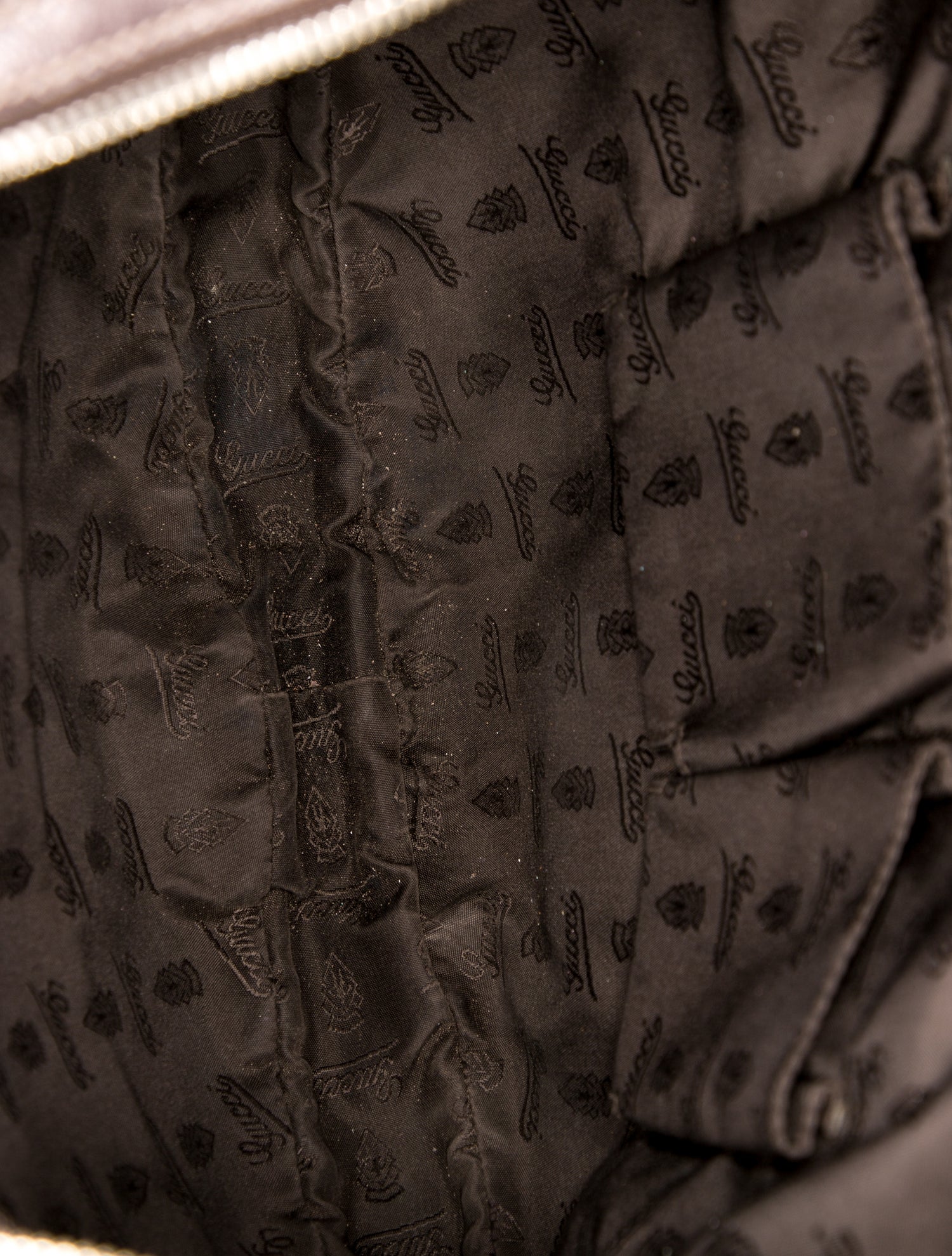 Gucci GG Crystal Duchessa