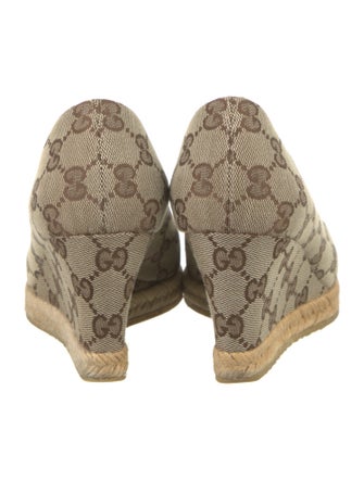 Gucci GG Canvas Canvas Pumps