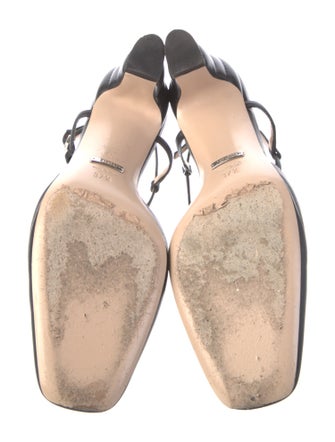 Gucci Double G Logo Leather T-Strap Pumps