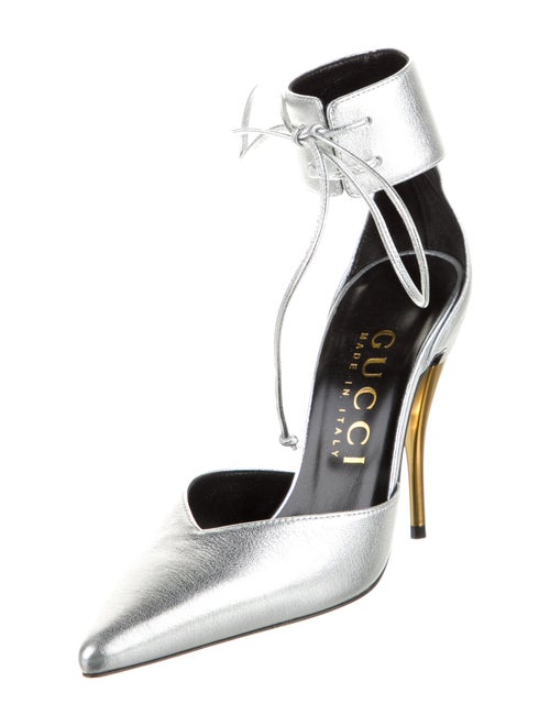 Gucci Leather Cutout Accent T-Strap Pumps