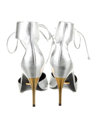 Gucci Leather Cutout Accent T-Strap Pumps