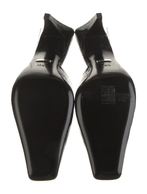 Gucci Interlocking G Logo Embossed Leather Mules