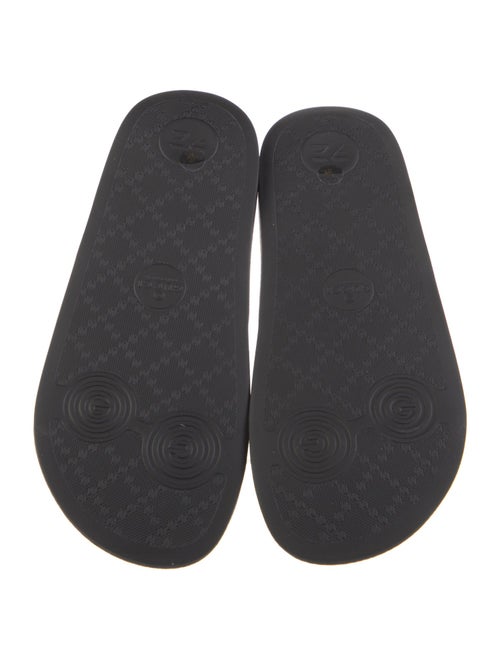 Gucci GG Supreme Slides