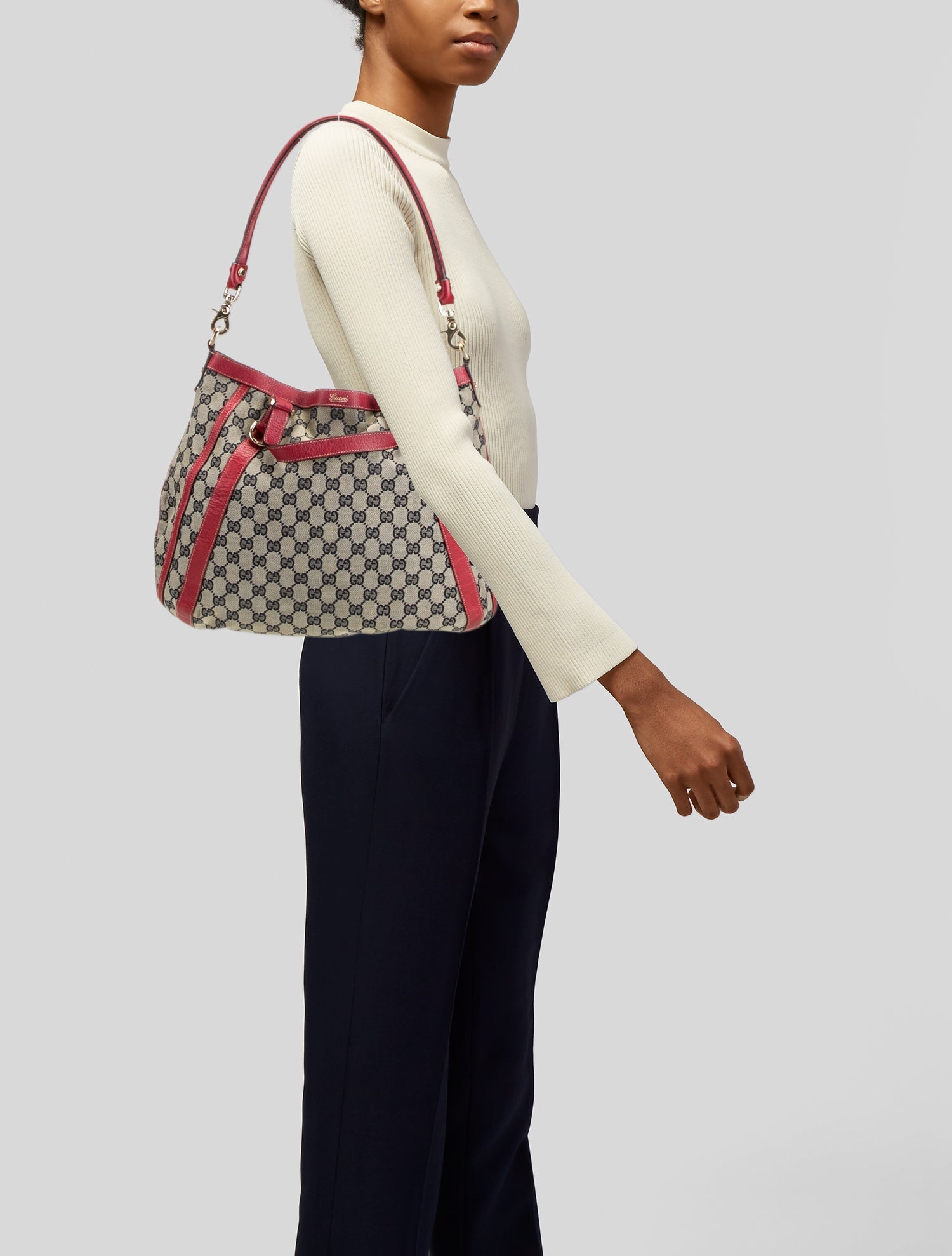 Gucci GG Canvas Abbey Medium