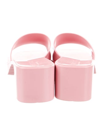 Gucci Rubber Slides