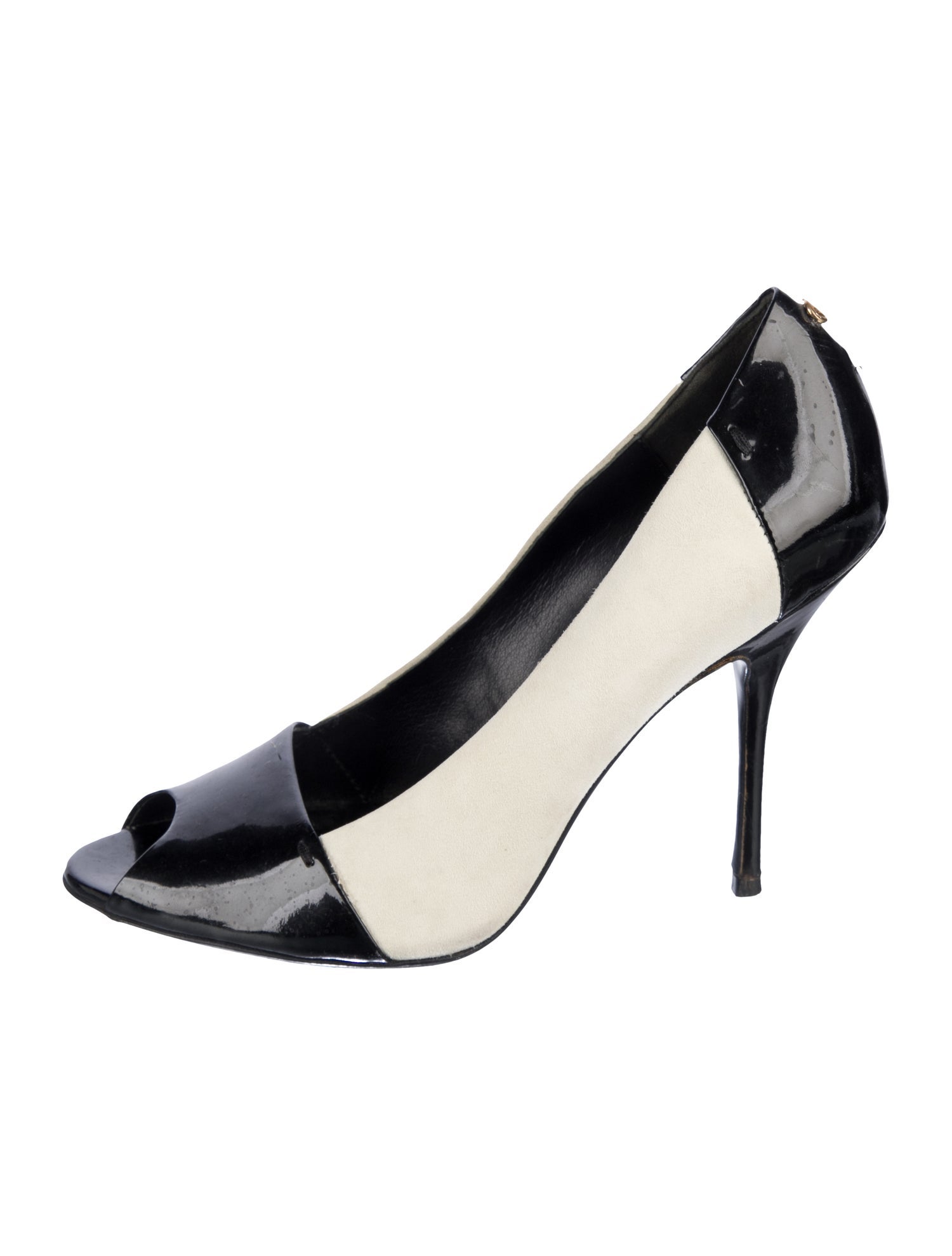 Gucci Interlocking G Logo Patent Leather Pumps