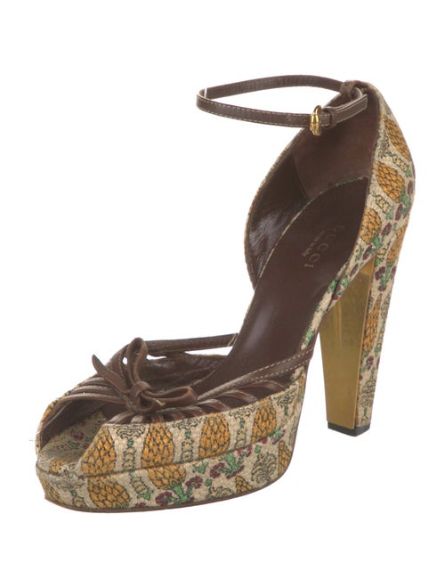 Gucci Canvas Printed D'Orsay Pumps