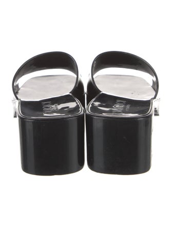 Gucci Rubber Slides