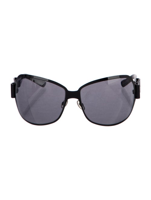 Gucci Oversize Tinted Sunglasses