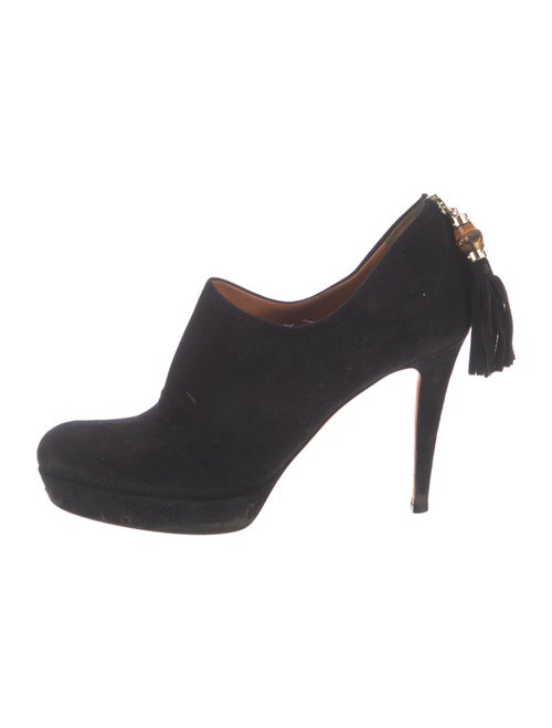 Gucci Bamboo Accent Suede Pumps