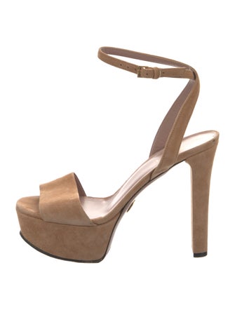 Gucci Interlocking G Logo Suede Slingback Pumps