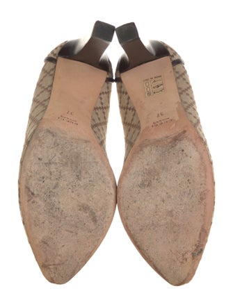 Gucci Running GG Logo Canvas Pumps