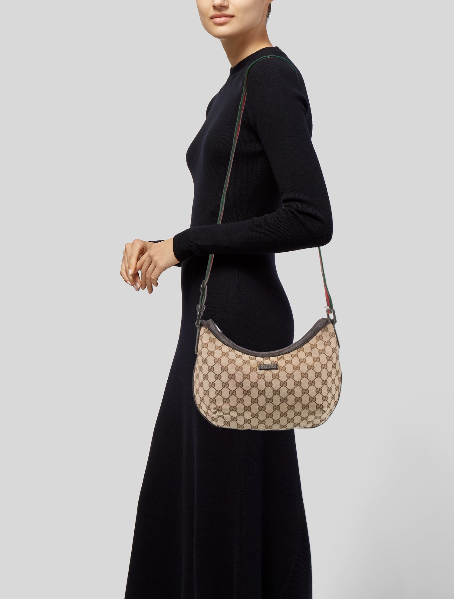 Gucci GG Canvas Shoulder Bag Medium