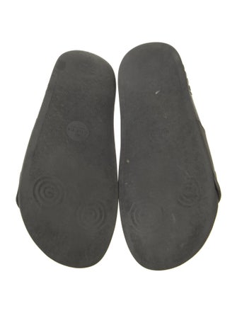 Gucci Interlocking G Logo Rubber Slides