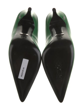 Gucci Leather Pumps