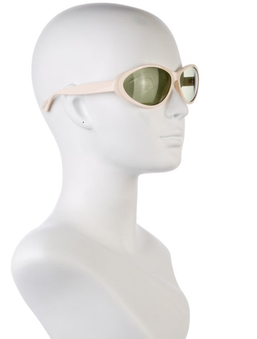 Gucci Cat-Eye Tinted Sunglasses