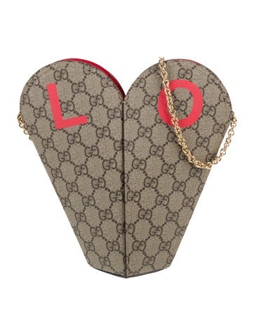 Gucci Shoulder Bags GG Supreme Valentine's Day Heart