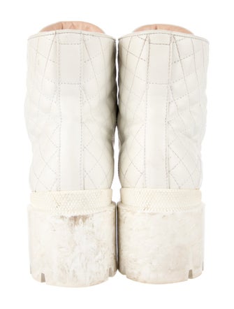Gucci Quilted Pattern Leather Combat Boots