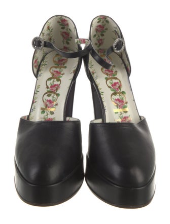 Gucci Leather Crystal Embellishments D'Orsay Pumps