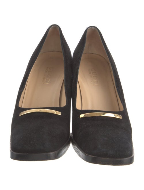 Gucci Suede Pumps