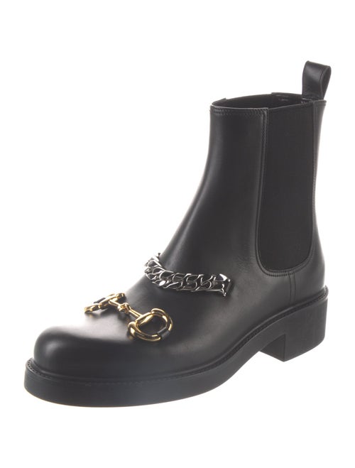 Gucci Leather Chain-Link Accents Chelsea Boots