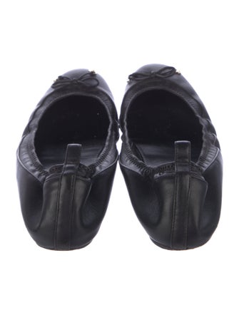 Gucci GG Logo Leather Ballet Flats