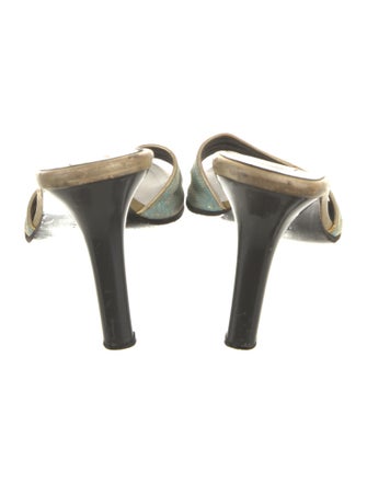 Gucci GG Canvas Canvas Slides