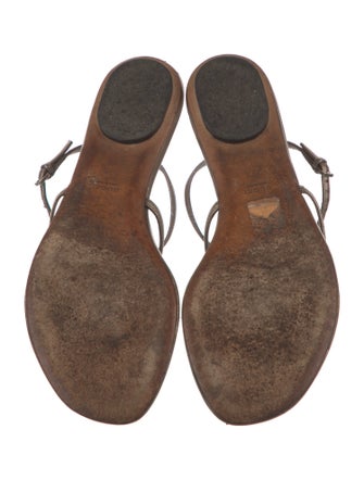 Gucci Interlocking G Logo Leather T-Strap Sandals