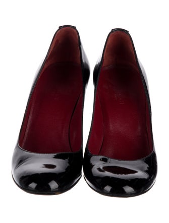 Gucci Interlocking G Logo Patent Leather Pumps