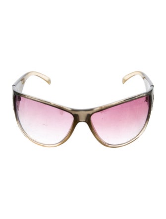 Gucci Cat-Eye Gradient Sunglasses