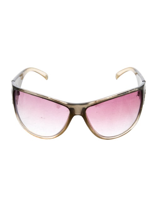 Gucci Cat-Eye Gradient Sunglasses