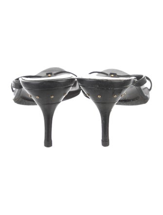 Gucci Interlocking G Logo Leather Slides